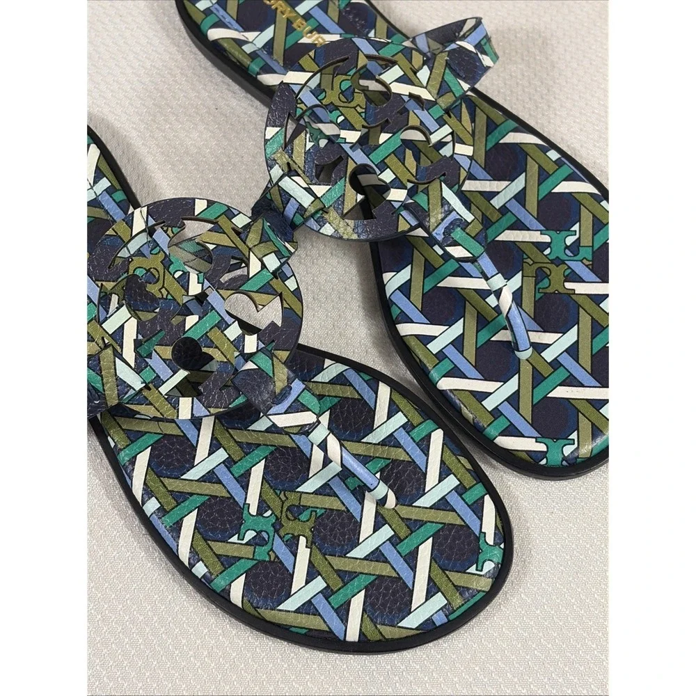 NWOB‎ Tory Burch Miller Welt Navy Green Caning Logo Miller Sandals Sz 7M